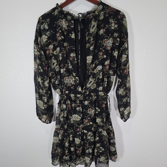 Aritzia WILFRED Lemare Black Floral‎ Chiffon Ruffle Mini Peasant Dress Size M - Picture 9 of 14